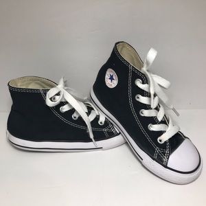 Converse Black And White  Size 9